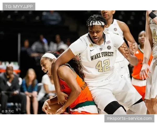 犯规判定依据：接触强度、意图与对比赛影响