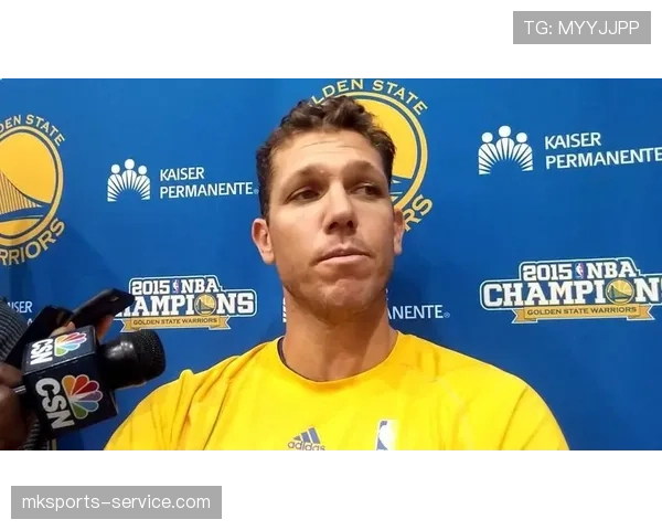 比尔·沃顿内线防守对比詹姆斯，篮板控制提升球队稳定性